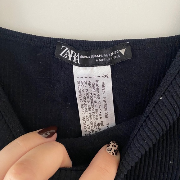 Zara Ribbed Tank - Picture 2 of 2
